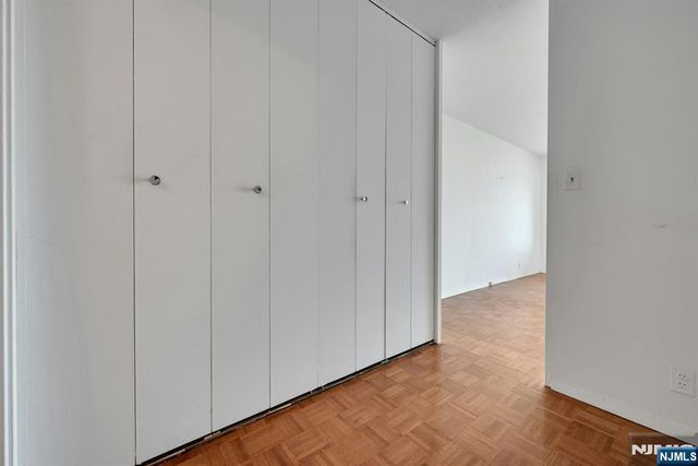 5 Horizon Road 2102, Fort Lee, NJ 07024