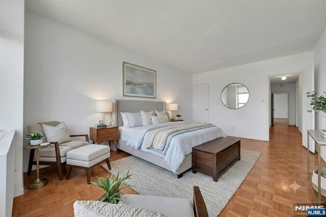5 Horizon Road 2102, Fort Lee, NJ 07024