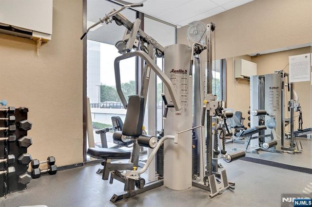 5 Horizon Road 2102, Fort Lee, NJ 07024