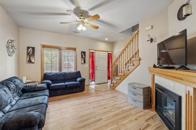 1153 S 52nd Street 1407, West Des Moines, IA 50265