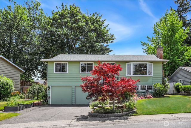 13629 SE 171st Place, Renton, WA 98058