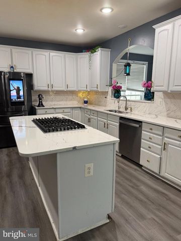 16216 CHASE EAGLE LN, Woodbridge, VA 22191