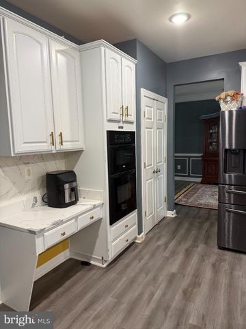 16216 CHASE EAGLE LN, Woodbridge, VA 22191