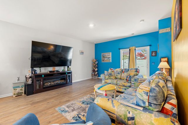 348 Hidden Cove Dr., Little River, SC 29566