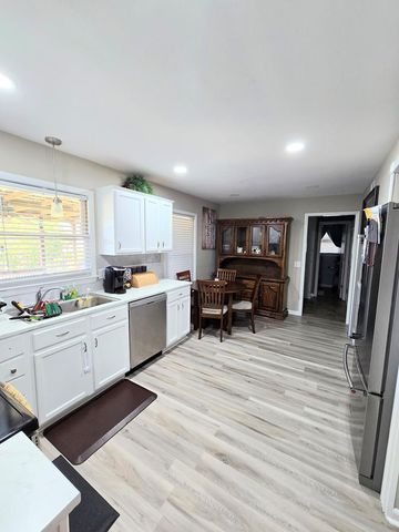 101 W Liveoak, Enterprise, AL 36330