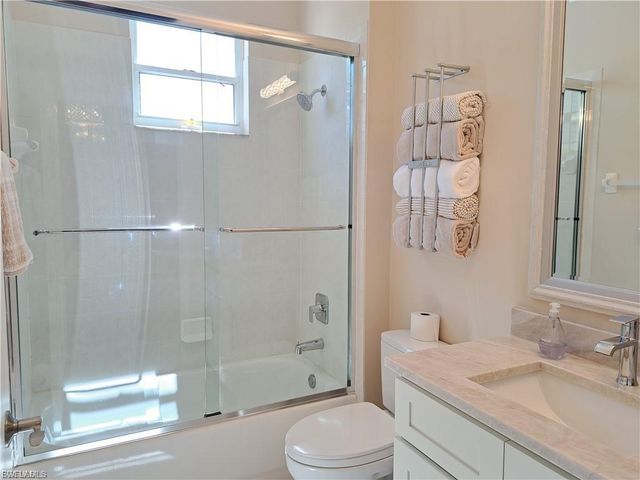 11100 Harbour Yacht CT 44E, Fort Myers, FL 33908