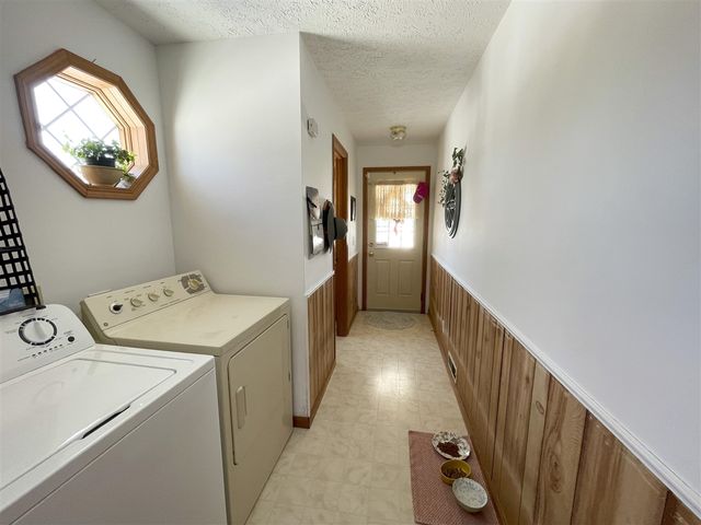 13631 Bemis Road, Manchester, MI 48158