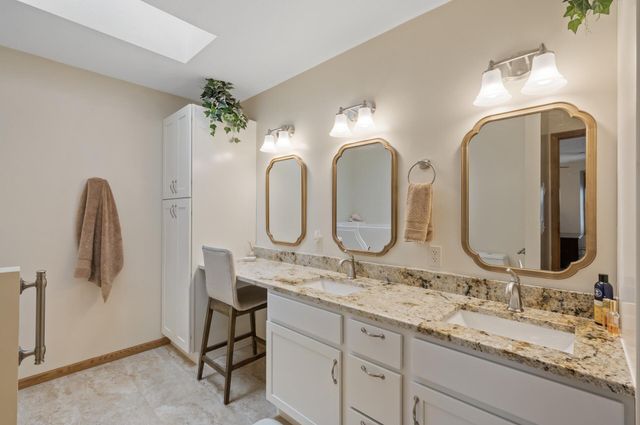 14575 Burma Avenue W 306, Rosemount, MN 55068