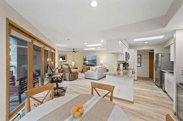 14575 Burma Avenue W 306, Rosemount, MN 55068