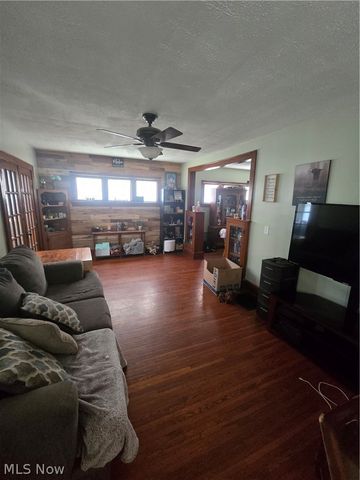 5202 Samuel Avenue, Ashtabula, OH 44004