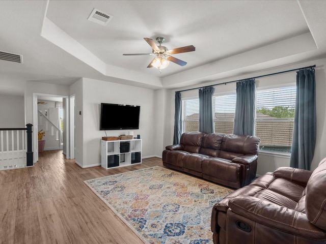 1800 Bright Way Lane, Dickinson, TX 77539