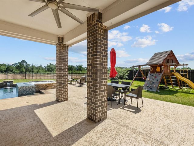 1800 Bright Way Lane, Dickinson, TX 77539