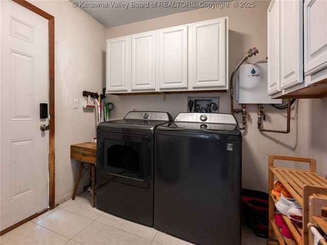 5132 Indiana Street, South Charleston, WV 25309