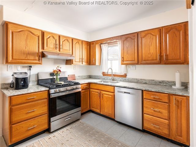 5132 Indiana Street, South Charleston, WV 25309