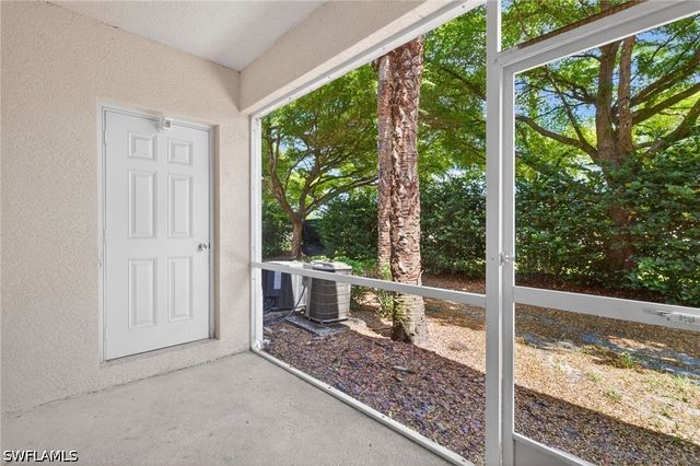 8289 Pacific Beach DR, Fort Myers, FL 33966