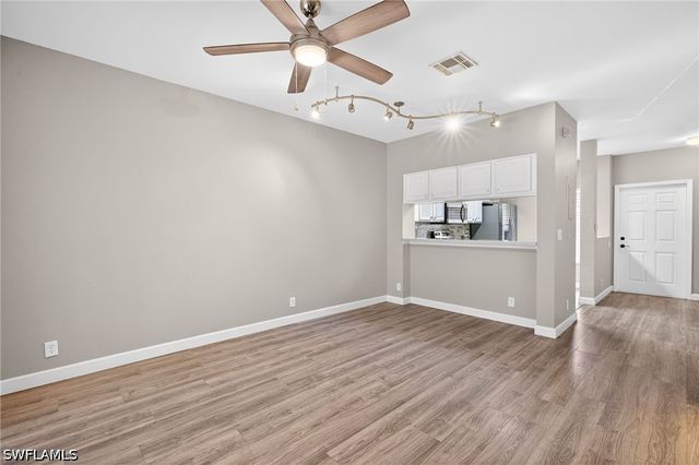 8289 Pacific Beach DR, Fort Myers, FL 33966