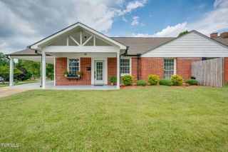 247 Cherokee Village Drive, Kingsport, TN 37660