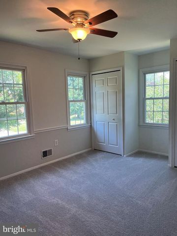 517 TANGLEWOOD DR, Sykesville, MD 21784