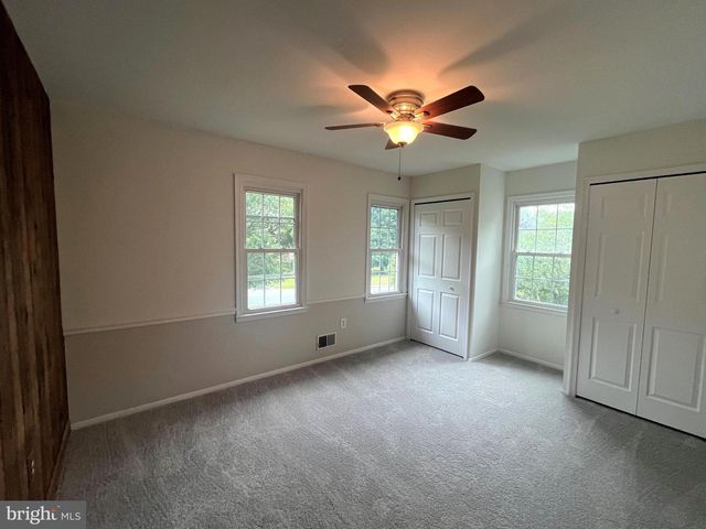 517 TANGLEWOOD DR, Sykesville, MD 21784