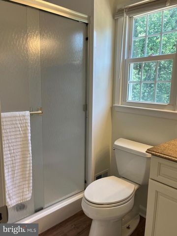 517 TANGLEWOOD DR, Sykesville, MD 21784
