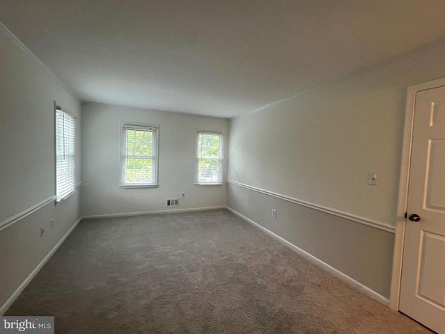 517 TANGLEWOOD DR, Sykesville, MD 21784