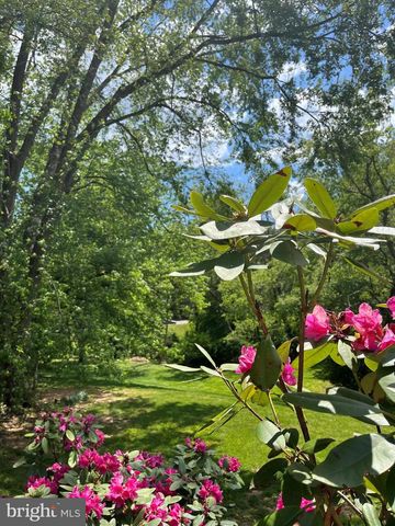 517 TANGLEWOOD DR, Sykesville, MD 21784
