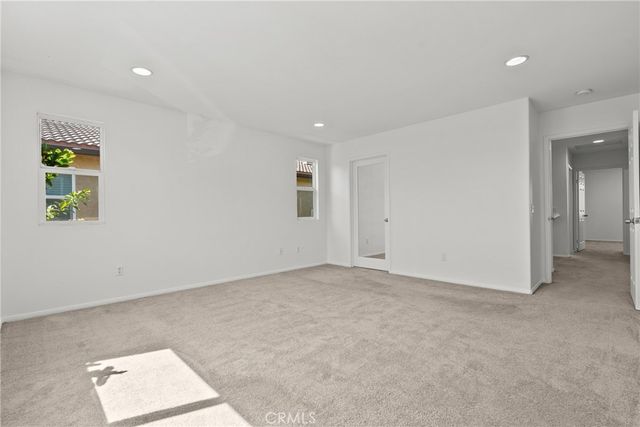 9427 Lemona Avenue 20, North Hills, CA 91343