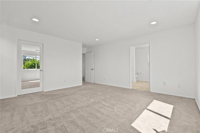 9427 Lemona Avenue 20, North Hills, CA 91343