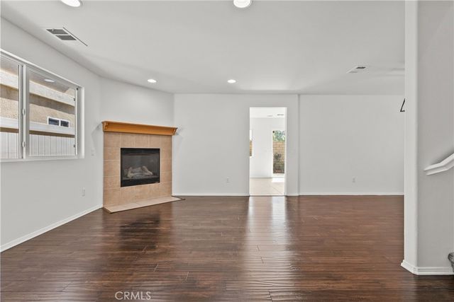 9427 Lemona Avenue 20, North Hills, CA 91343