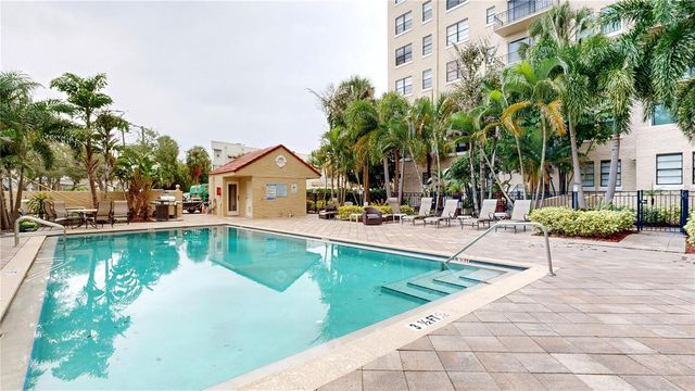 2109 BAYSHORE BOULEVARD 205, Tampa, FL 33606
