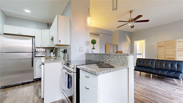 2109 BAYSHORE BOULEVARD 205, Tampa, FL 33606