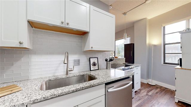 2109 BAYSHORE BOULEVARD 205, Tampa, FL 33606