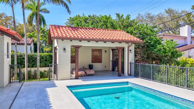 519 Alhambra Circle, Coral Gables, FL 33134