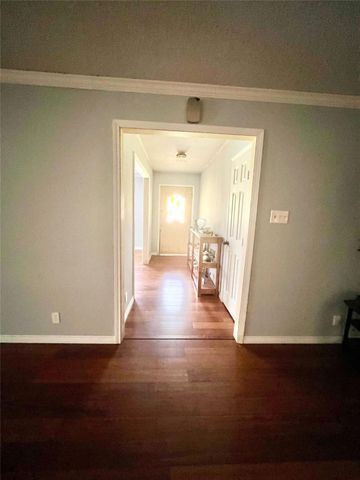 13595 Leaning Oaks Drive, Beaumont, TX 77713