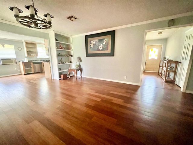 13595 Leaning Oaks Drive, Beaumont, TX 77713