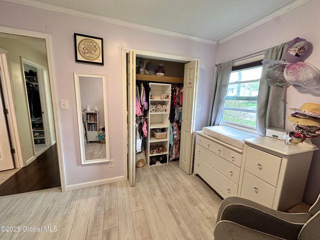 50 Lincoln Avenue, Colonie, NY 12205