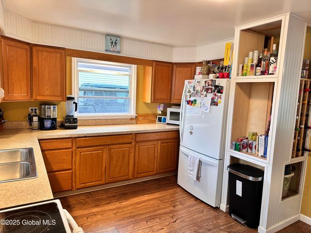 50 Lincoln Avenue, Colonie, NY 12205