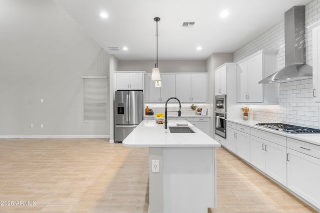 5131 E VILLAGE Drive, Scottsdale, AZ 85254