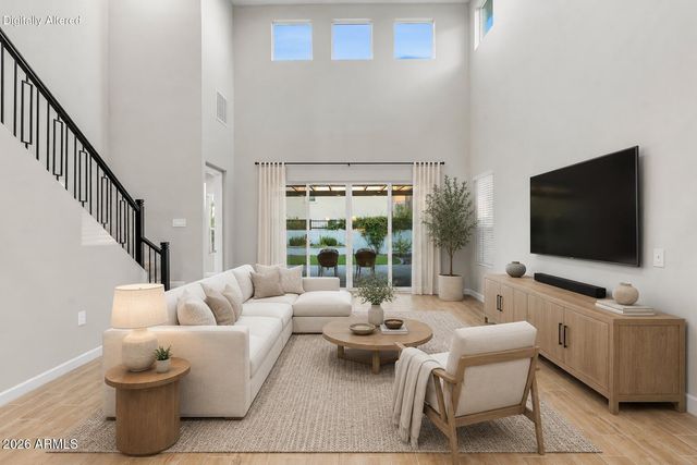 5131 E VILLAGE Drive, Scottsdale, AZ 85254