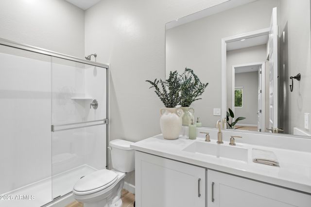5131 E VILLAGE Drive, Scottsdale, AZ 85254