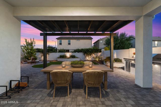 5131 E VILLAGE Drive, Scottsdale, AZ 85254