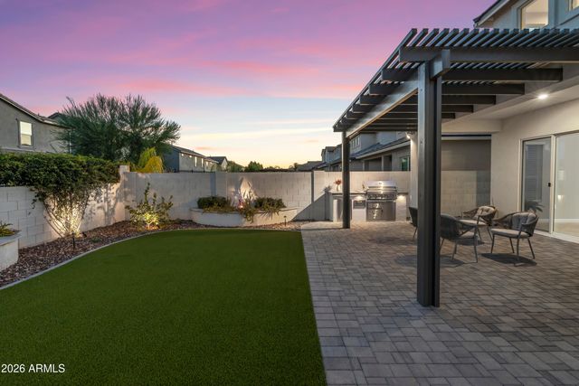 5131 E VILLAGE Drive, Scottsdale, AZ 85254