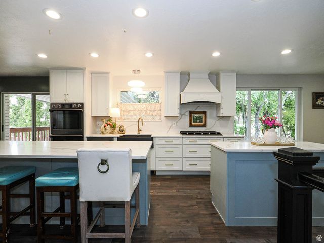 12166 S FAIRWAY CIR, Sandy, UT 84092