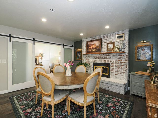 12166 S FAIRWAY CIR, Sandy, UT 84092