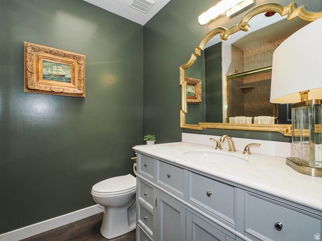 12166 S FAIRWAY CIR, Sandy, UT 84092