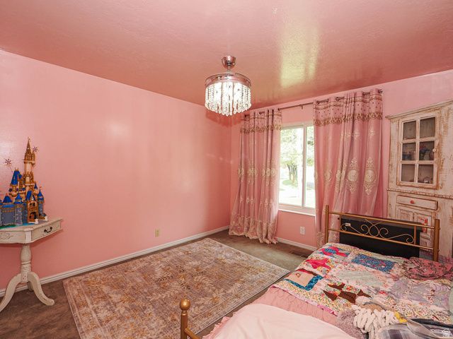12166 S FAIRWAY CIR, Sandy, UT 84092