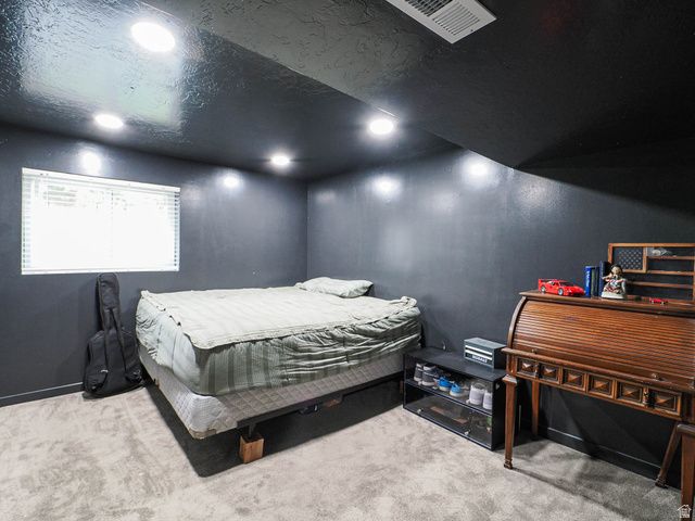 12166 S FAIRWAY CIR, Sandy, UT 84092