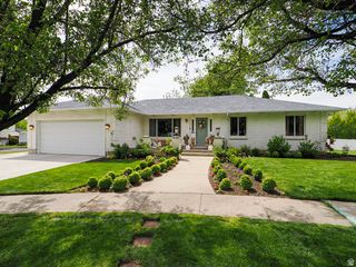 12166 S FAIRWAY CIR, Sandy, UT 84092