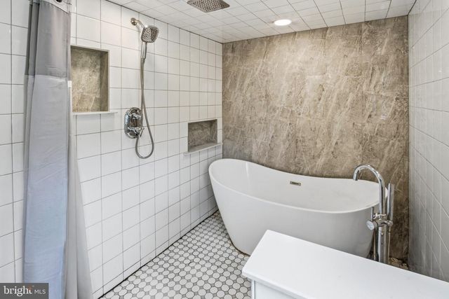 181 PEDRICKTOWN-WOODSTOWN RD, Pedricktown, NJ 08067