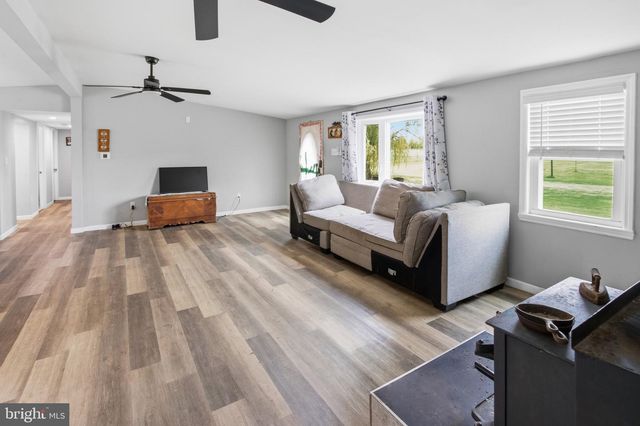 181 PEDRICKTOWN-WOODSTOWN RD, Pedricktown, NJ 08067